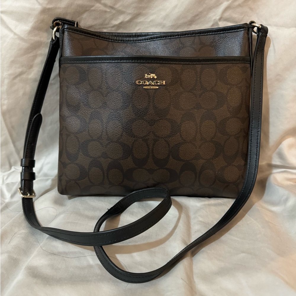 Crossbody bag